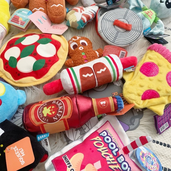 (SOLD) 12 NWT Bundle of Dog Toys - Picture 6 of 6